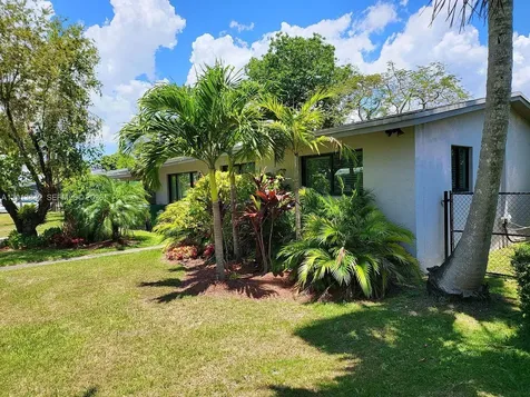 8575 SW 125th Street Miami FL 33156