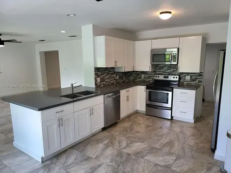 8575 SW 125th Street Miami FL 33156