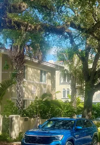 125 Edgewater Drive Coral Gables FL 33133