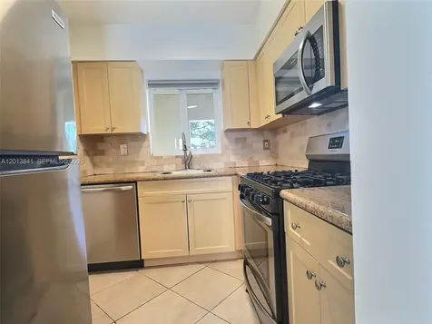 125 Edgewater Drive Coral Gables FL 33133