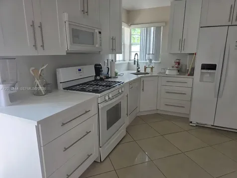 13524 NW 5th Court Plantation FL 33325