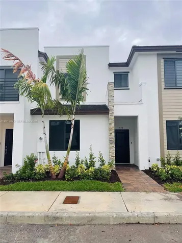 929 NE 211th Street Miami FL 33179