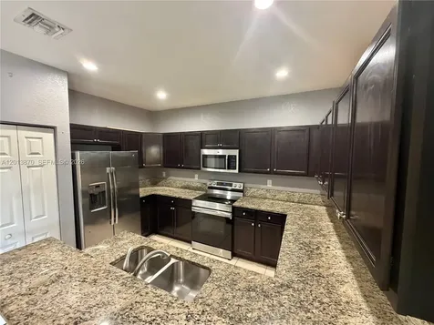 419 SE 32 Terrace Homestead FL 33033