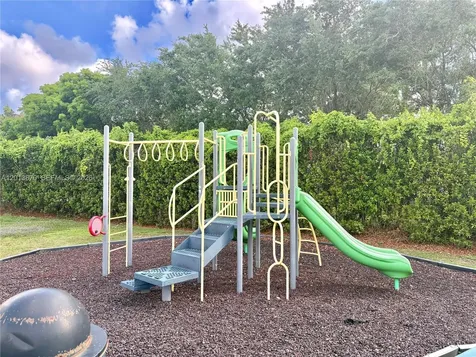419 SE 32 Terrace Homestead FL 33033
