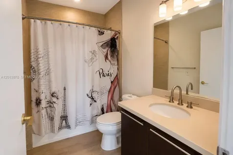 7930 East Drive North Bay Village FL 33141