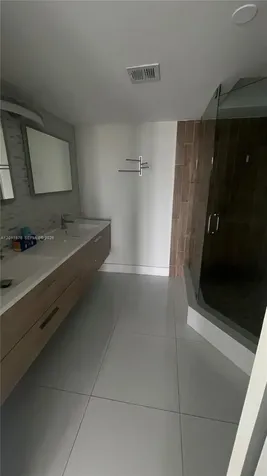 4000 Towerside Terrace Miami FL 33138