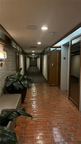 4000 Towerside Terrace Miami FL 33138