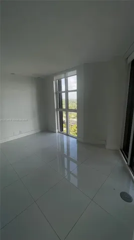 4000 Towerside Terrace Miami FL 33138