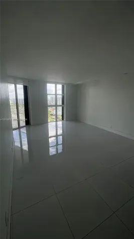 4000 Towerside Terrace Miami FL 33138