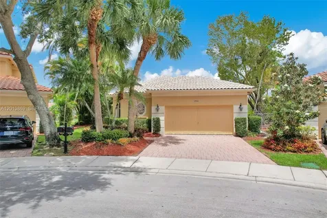 2456 Bay Isle Court Weston FL 33327