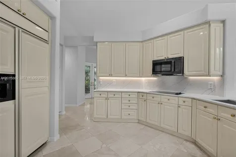 2456 Bay Isle Court Weston FL 33327