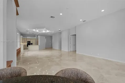 2456 Bay Isle Court Weston FL 33327
