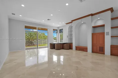 2456 Bay Isle Court Weston FL 33327