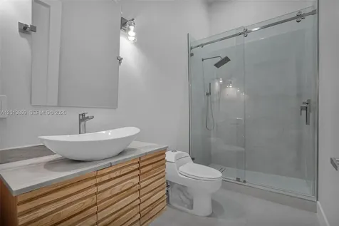 2456 Bay Isle Court Weston FL 33327