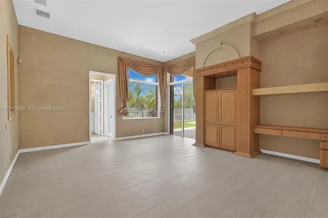 2456 Bay Isle Court Weston FL 33327