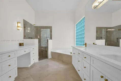 2456 Bay Isle Court Weston FL 33327