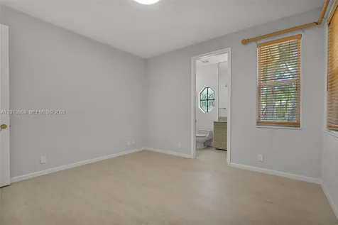 2456 Bay Isle Court Weston FL 33327