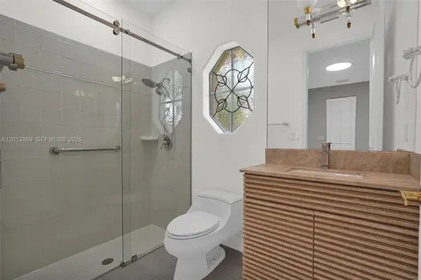2456 Bay Isle Court Weston FL 33327