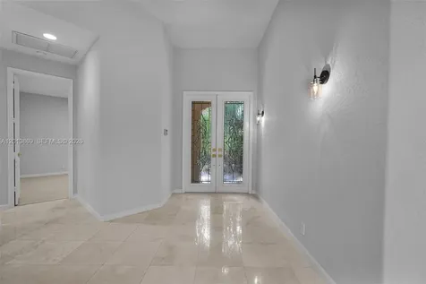 2456 Bay Isle Court Weston FL 33327