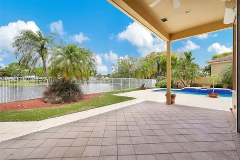 2456 Bay Isle Court Weston FL 33327