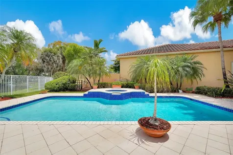 2456 Bay Isle Court Weston FL 33327