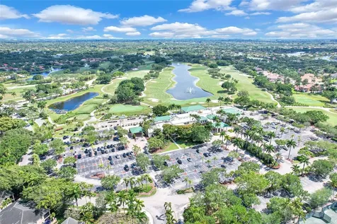2456 Bay Isle Court Weston FL 33327