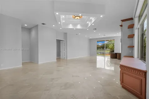 2456 Bay Isle Court Weston FL 33327