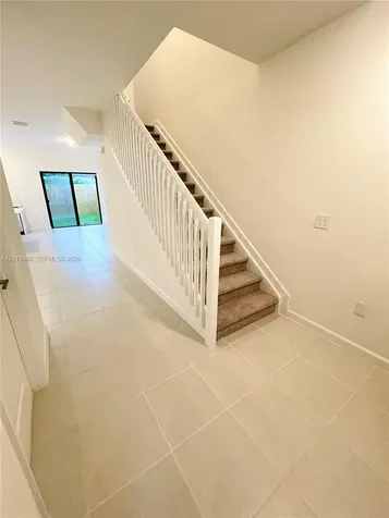 929 NE 211th Street Miami FL 33179