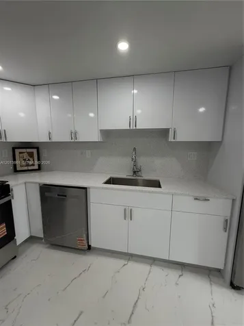 7024 SW 114th Place Miami FL 33173