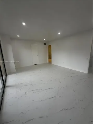 7024 SW 114th Place Miami FL 33173