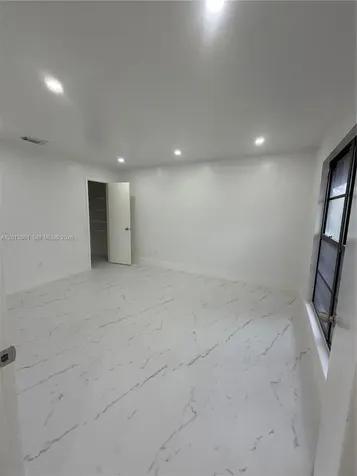 7024 SW 114th Place Miami FL 33173