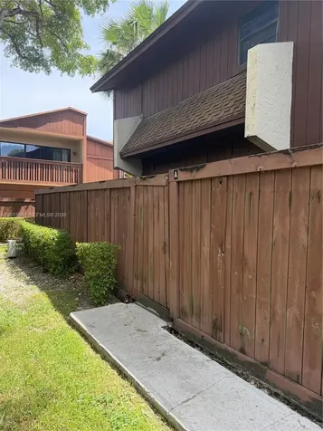 7024 SW 114th Place Miami FL 33173