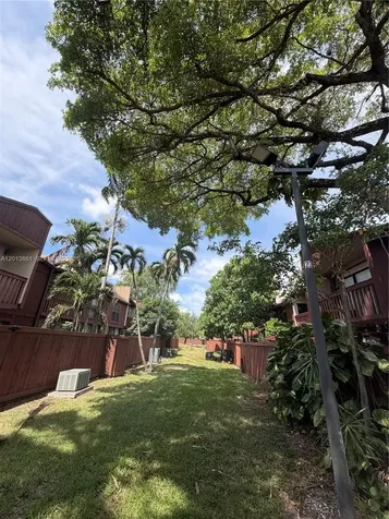 7024 SW 114th Place Miami FL 33173