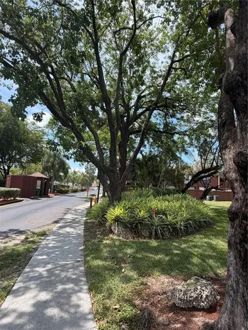 7024 SW 114th Place Miami FL 33173