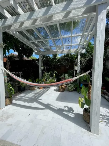 2235 SW 25th Terrace Miami FL 33133