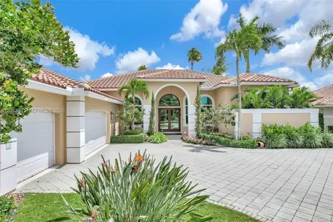 2715 Edgewater Court Weston FL 33332