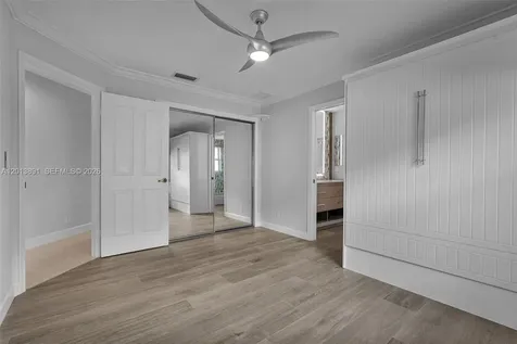 2715 Edgewater Court Weston FL 33332