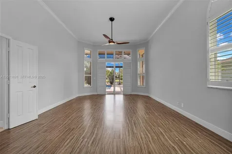 2715 Edgewater Court Weston FL 33332