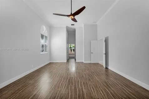 2715 Edgewater Court Weston FL 33332