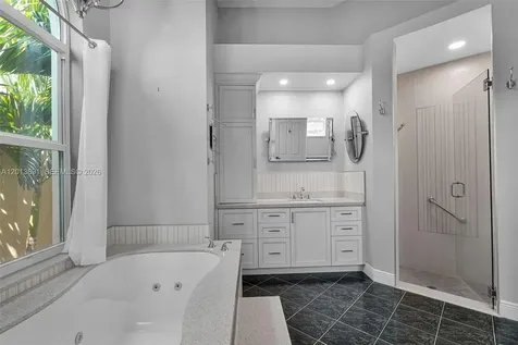2715 Edgewater Court Weston FL 33332