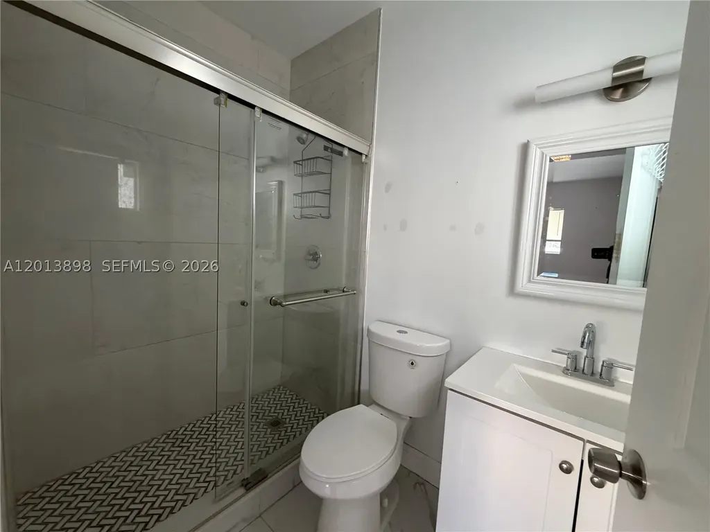 2241 N 62nd Avenue Hollywood FL 33024