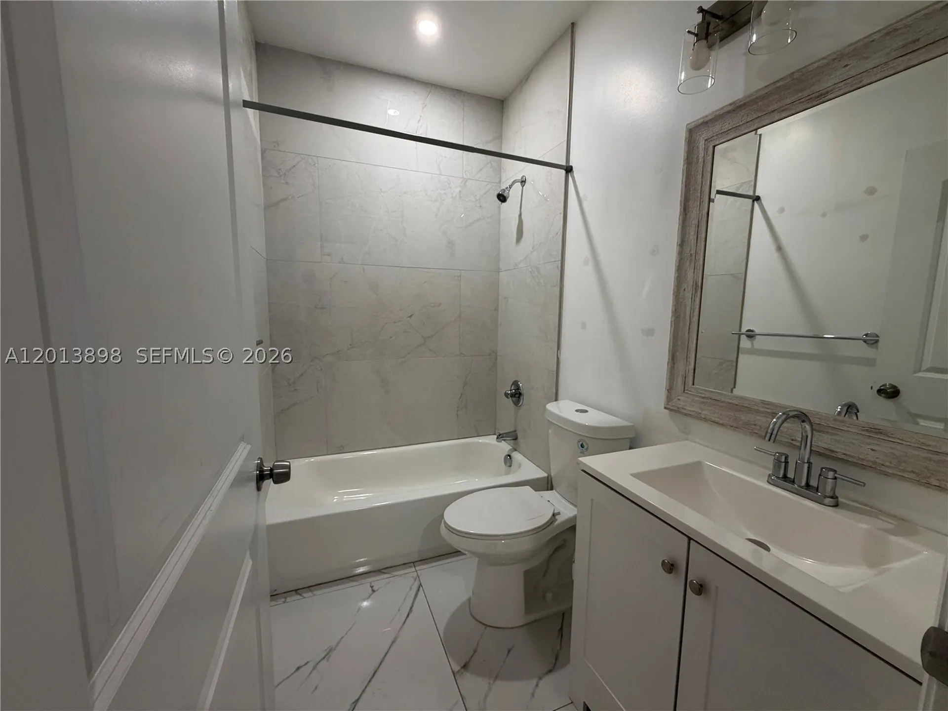 2241 N 62nd Avenue Hollywood FL 33024