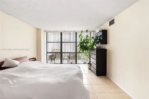 800 Parkview Drive Hallandale Beach FL 33009