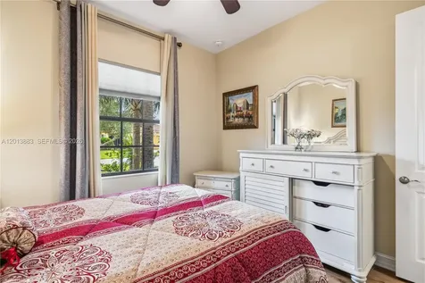 5574 49th Avenue Vero Beach FL 32967