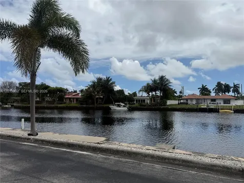 170 Cypress Club Drive Pompano Beach FL 33060