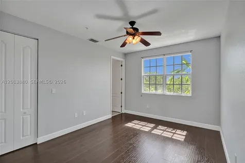 808 SW 147th Avenue Pembroke Pines FL 33027