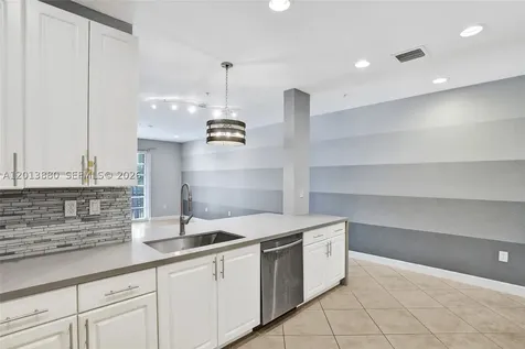 808 SW 147th Avenue Pembroke Pines FL 33027