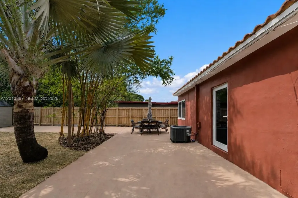 1340 NW 7th Avenue Fort Lauderdale FL 33311