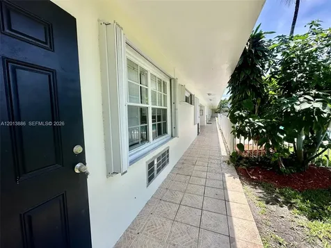 5420 NE 22nd Terrace Fort Lauderdale FL 33308