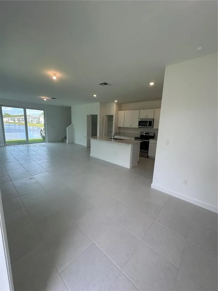 4665 Meyerson Place Lake Worth FL 33463